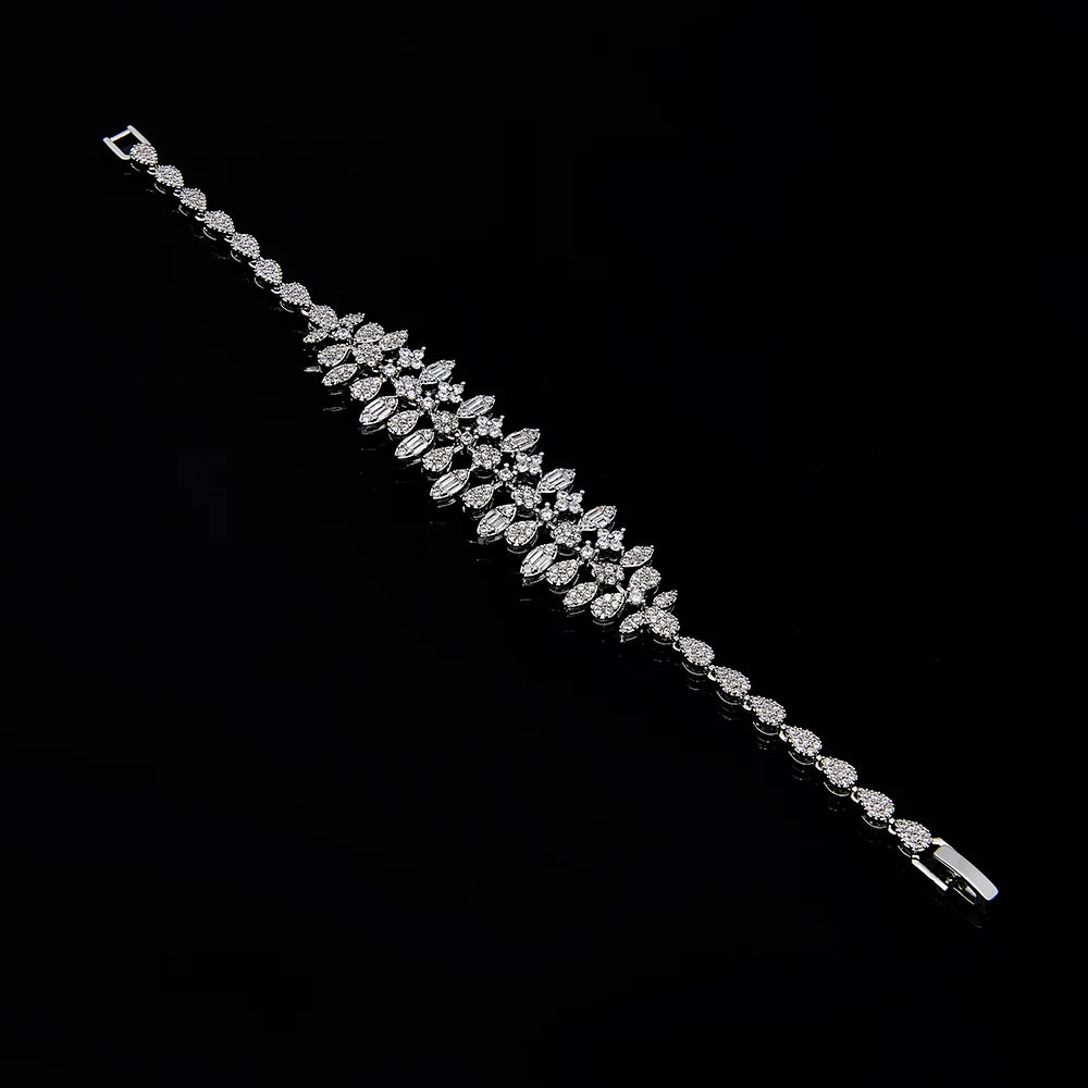 Four-piece Dubai cubic zirconia tassel pendant large chunky wedding bridal necklace luxury jewelry set for bridal party