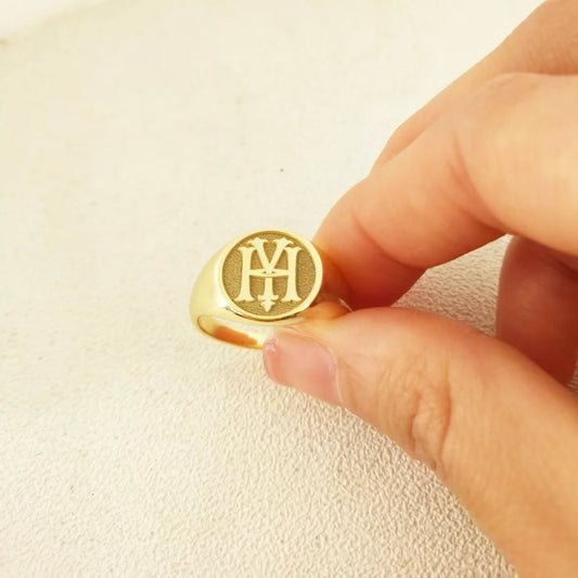 Custom  Engraved Pinky Ring 13mm Round Signet  Ring Custom Family Badge ring for Women Men Ring Copper Jewelry