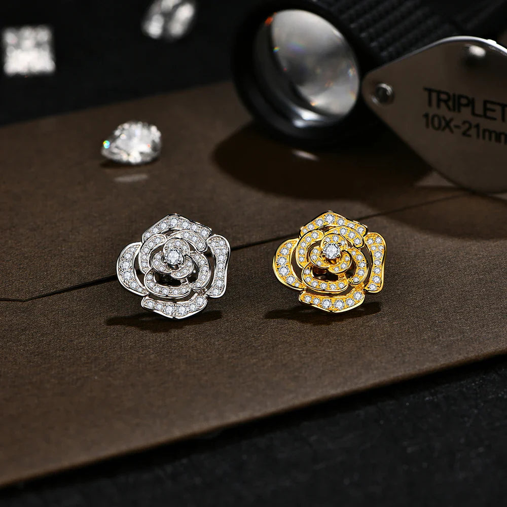 New S925 Silver Diamond Moissanite Stud Earrings for Women 18k Gold Plated Sparkling Flower Wedding Fine Jewelry Travel