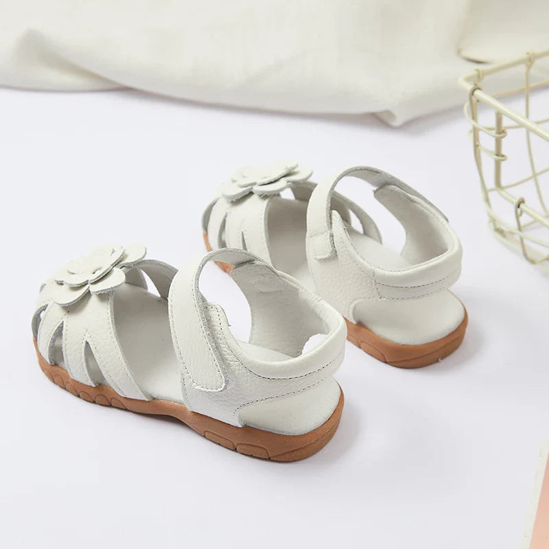 Hot selling little girl flower Sandals kids closed toe princess shoes for summer 3-7years older
