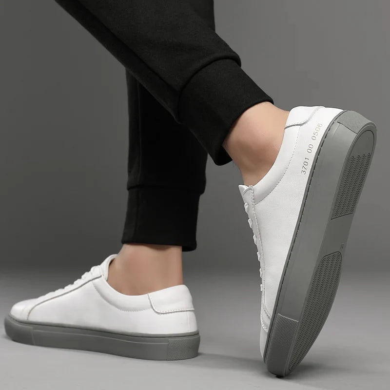 Spring Summer White Genuine Leather  Men's Shoes Men's Casual Shoes Fashion Sneakers  Wild Mens Flat Shoes Non-slip Board Shoe