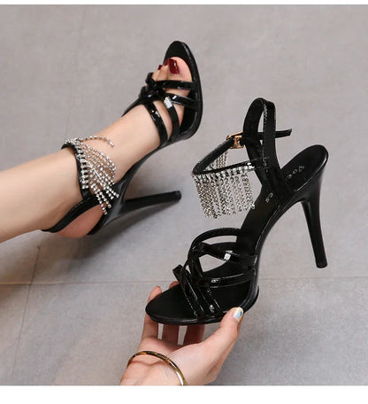 Passarela Modelo Salto Alto Stiletto Plataforma Sexy 11cm Sandálias Femininas Verão Vermelhas Sapatos de festa Sandálias Femininas de Tiras Cruzadas Tamanho 43