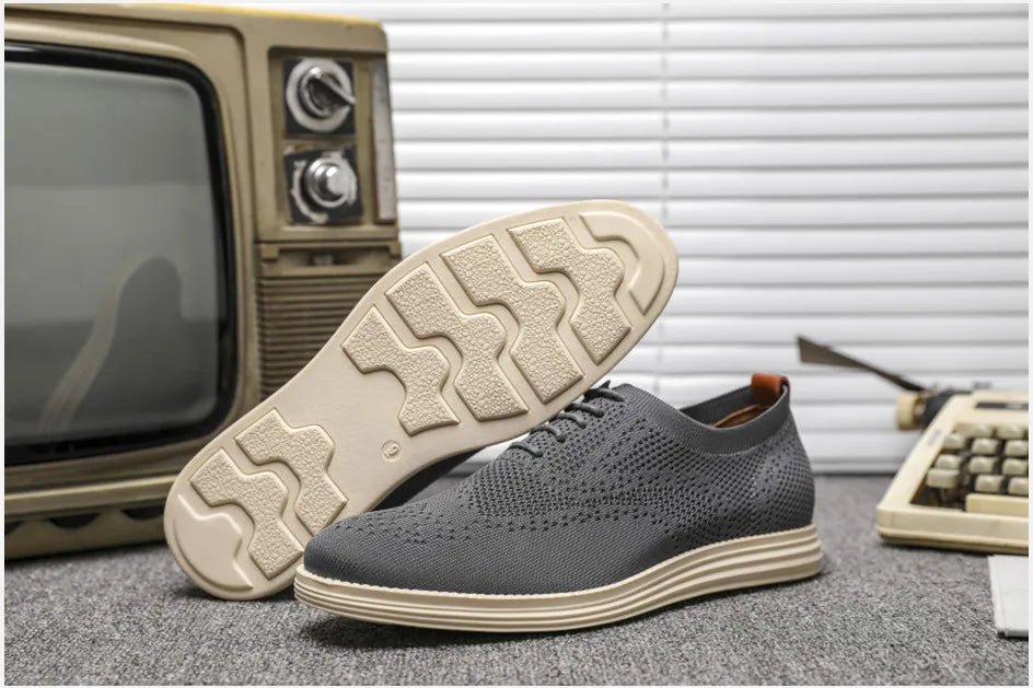 Male Sneakers Summer Knitted Mesh Casual Shoes Lightweight Casual Shoes Breathable Walking Footwear Shoes For Men