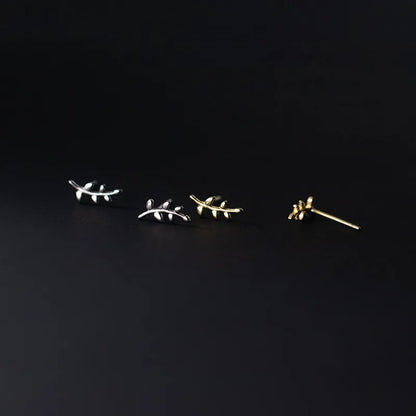 925 Sterling Silver Fashion Cute Romantic Leaf Small Stud Earrings for Women Simple Party Piercing Jewelry Accessories