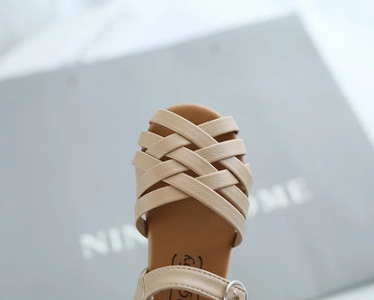 2026 Cross-tied Summer Girls Beach Shoes Classic Black White Pink Roman Sandals Cut-outs Kids Girl Sandals for Children H05144