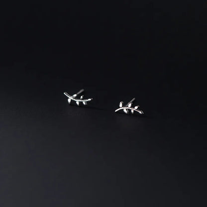 925 Sterling Silver Fashion Cute Romantic Leaf Small Stud Earrings for Women Simple Party Piercing Jewelry Accessories
