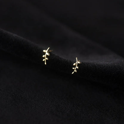 925 Sterling Silver Fashion Cute Romantic Leaf Small Stud Earrings for Women Simple Party Piercing Jewelry Accessories