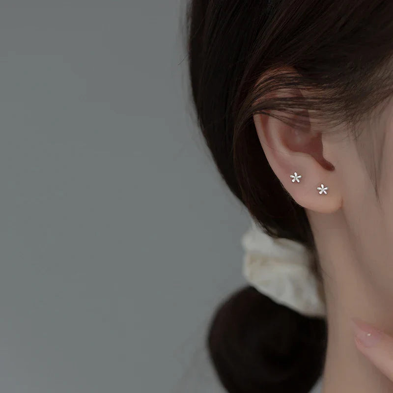 925 Sterling Silver Fashion Simple Golden Flower Beads Small Stud Earrings for Women Teen Piercing Jewelry Accessories