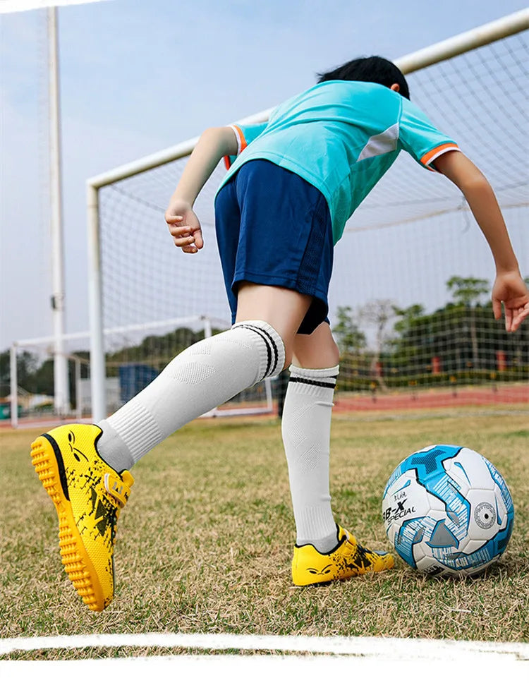 Children Football Shoes Soccer Boots Kids Boy Girl Sneakers New Leather High Top Soccer Cleats Training Outdoor Hook & Loop