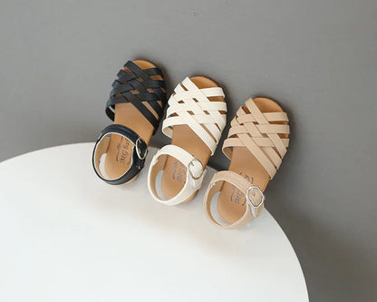 2026 Cross-tied Summer Girls Beach Shoes Classic Black White Pink Roman Sandals Cut-outs Kids Girl Sandals for Children H05144