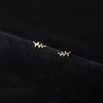 925 Sterling Silver Fashion Cute Romantic Leaf Small Stud Earrings for Women Simple Party Piercing Jewelry Accessories