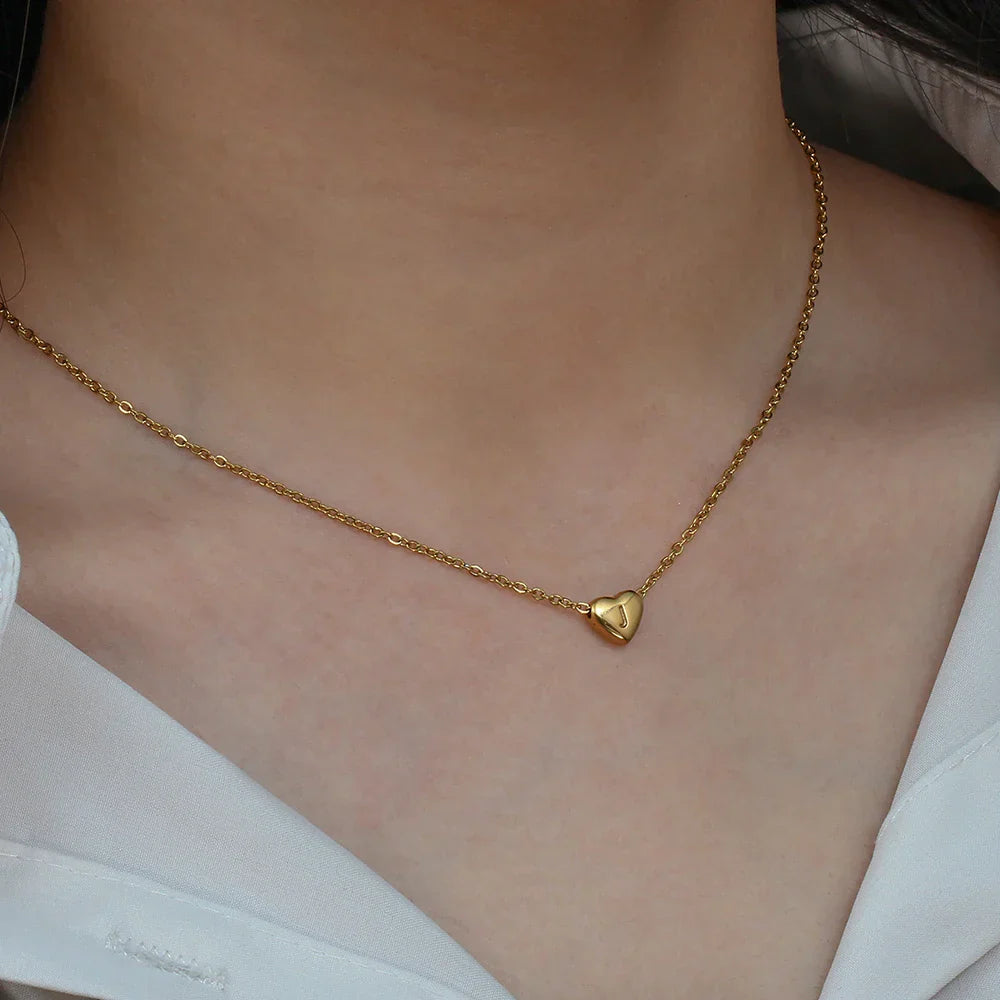 Minimalist Small Love Initial Necklace Jewelry Stainless Steel 18k Gold Plated Mini Heart Letter Pendant Necklace