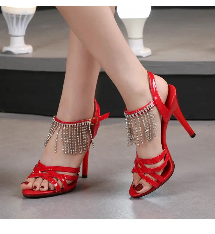 Passarela Modelo Salto Alto Stiletto Plataforma Sexy 11cm Sandálias Femininas Verão Vermelhas Sapatos de festa Sandálias Femininas de Tiras Cruzadas Tamanho 43