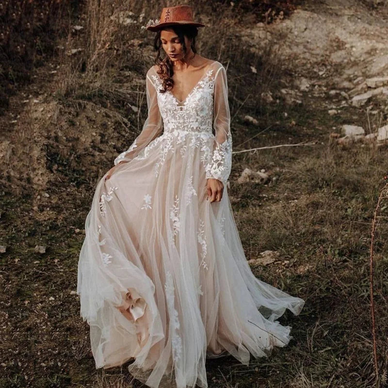 Vintage Boho Wedding Dresses Long Sleeve Lace Long Bride Dress Beach Wedding Gowns V Neck Sukienka Na Wesele Customized