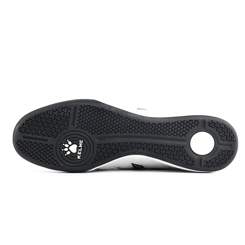 Football Boots Men Soccer Shoes Original Indoor Football White Sneakers Shoes Cleats Football Futsal Boot Male 6891146