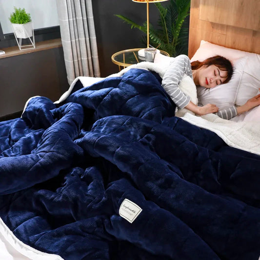 Super Soft Warm Throw Blanket Three-Layer Thick Velvet Solid Color Bedspread Coral Fleece Home Throws Adult Bed Cover Winter