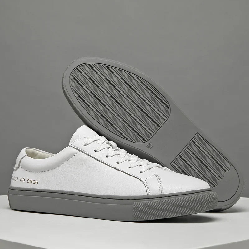 Spring Summer White Genuine Leather  Men's Shoes Men's Casual Shoes Fashion Sneakers  Wild Mens Flat Shoes Non-slip Board Shoe