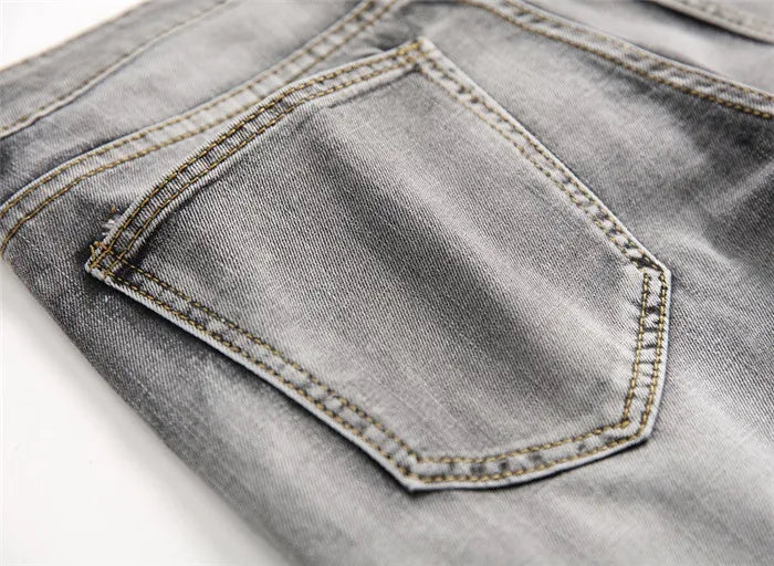 Summer Denim Shorts Men Fahsion Hole Jean Shorts Bermuda Skate Board Harem Mens Jogger Ankle Ripped Wave Knee Length Plus Size