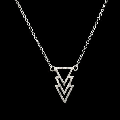 Fashion Chokers Vintage Three Triangle Pendant Necklaces for Women Geometric Long Chain Choker Necklace N077