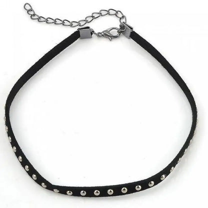 Cute Fashion Bohemian Personality Rivets Hot Nail Fender Necklace Collar Statement Necklace Choker Necklace Gargantilha Collares