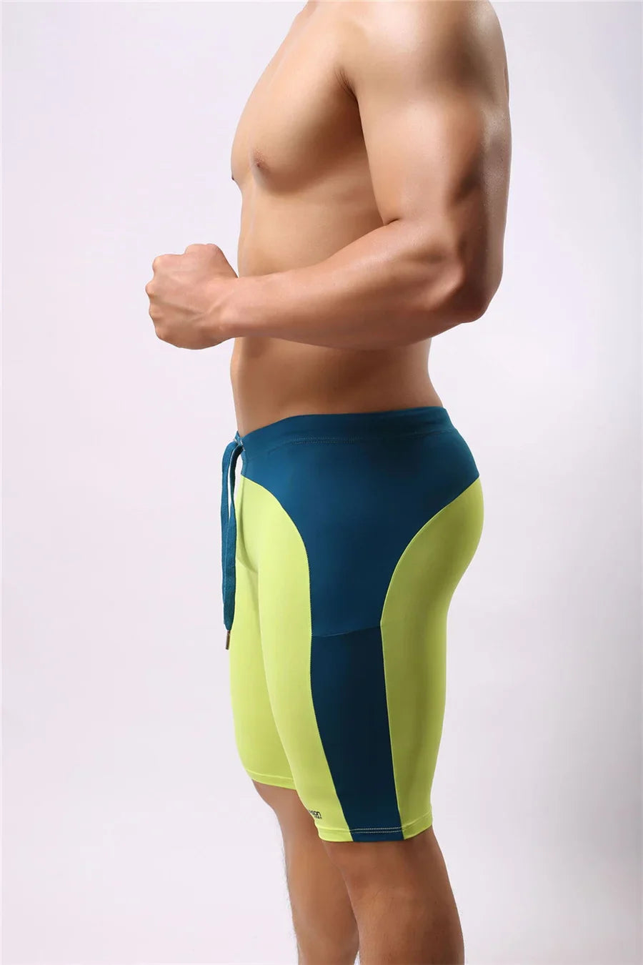 Men's Beach Wear Multifunctional Shorts Soft Nylon Fabric Knee-length Tights Trunks Shorts Men Board Shorts