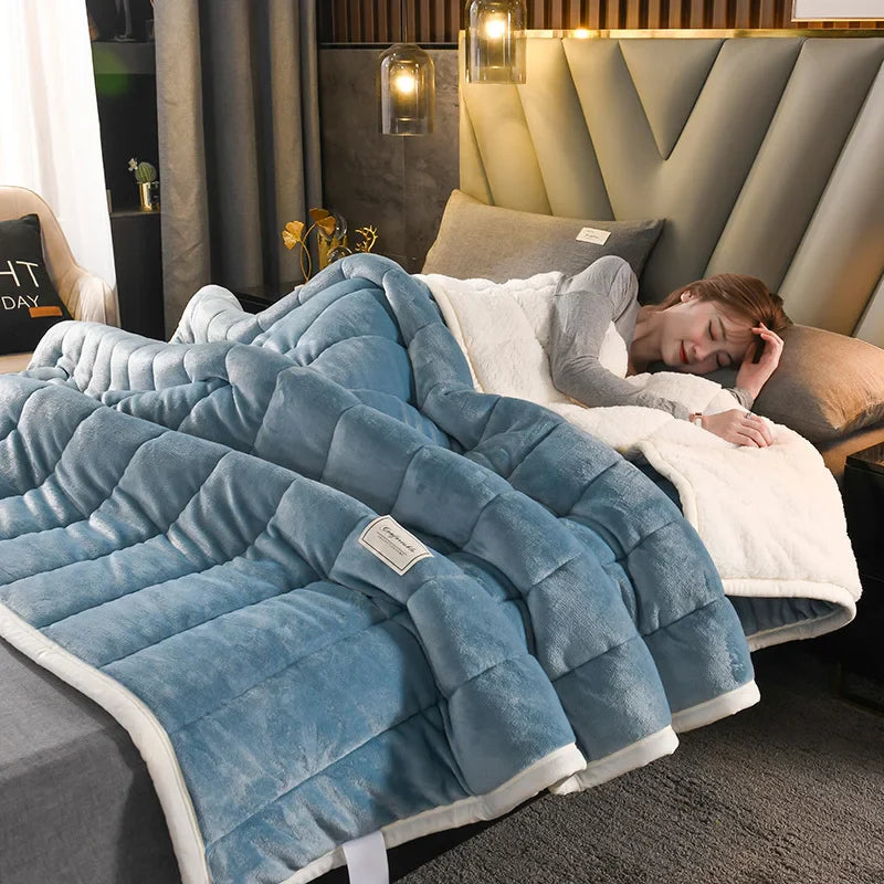 Super Soft Warm Throw Blanket Three-Layer Thick Velvet Solid Color Bedspread Coral Fleece Home Throws Adult Bed Cover Winter