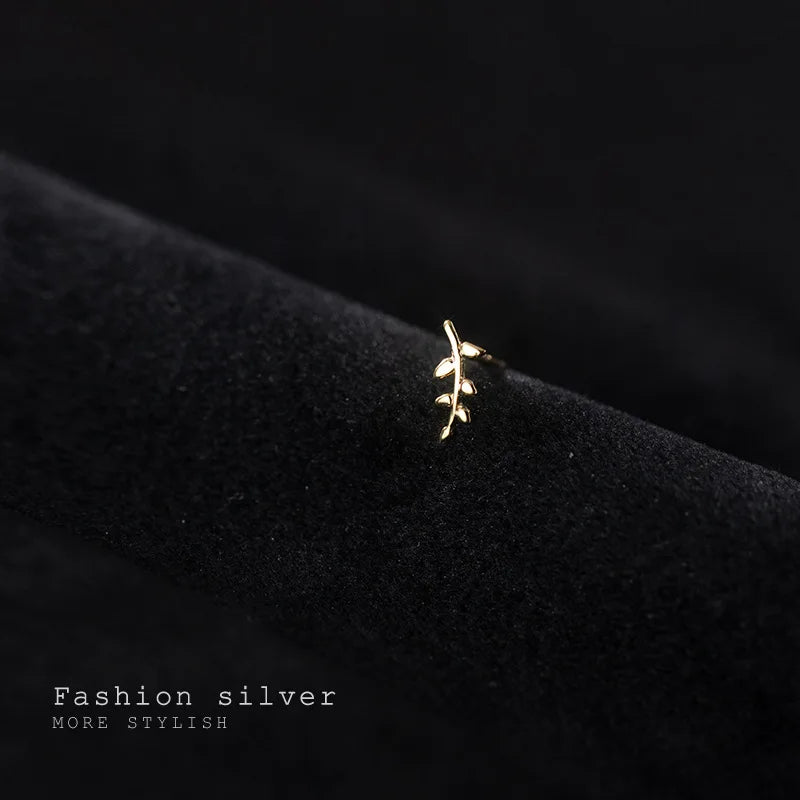 925 Sterling Silver Fashion Cute Romantic Leaf Small Stud Earrings for Women Simple Party Piercing Jewelry Accessories