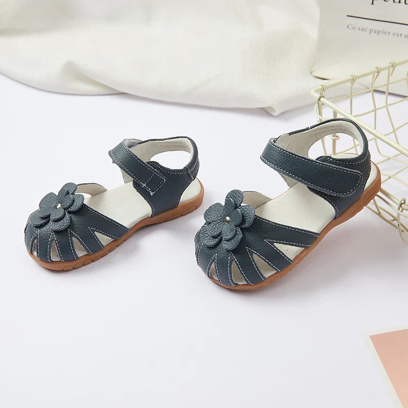 Hot selling little girl flower Sandals kids closed toe princess shoes for summer 3-7years older