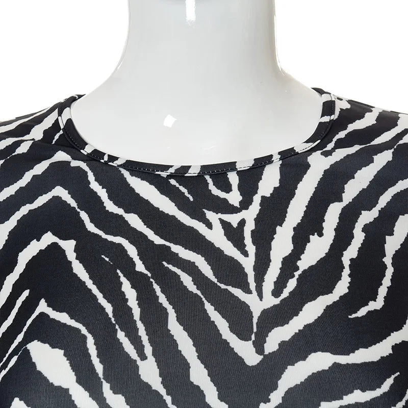 Camisetas Femininas de Renda Sem Costas Sexy com Cadarço Pulôver Outono Pretas Gola Redonda Manga Longa Justa Curta