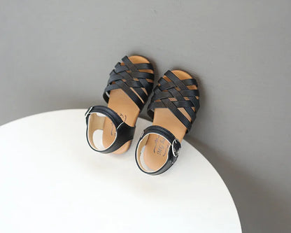 2026 Cross-tied Summer Girls Beach Shoes Classic Black White Pink Roman Sandals Cut-outs Kids Girl Sandals for Children H05144