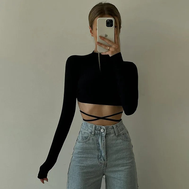 Camisetas Femininas de Renda Sem Costas Sexy com Cadarço Pulôver Outono Pretas Gola Redonda Manga Longa Justa Curta