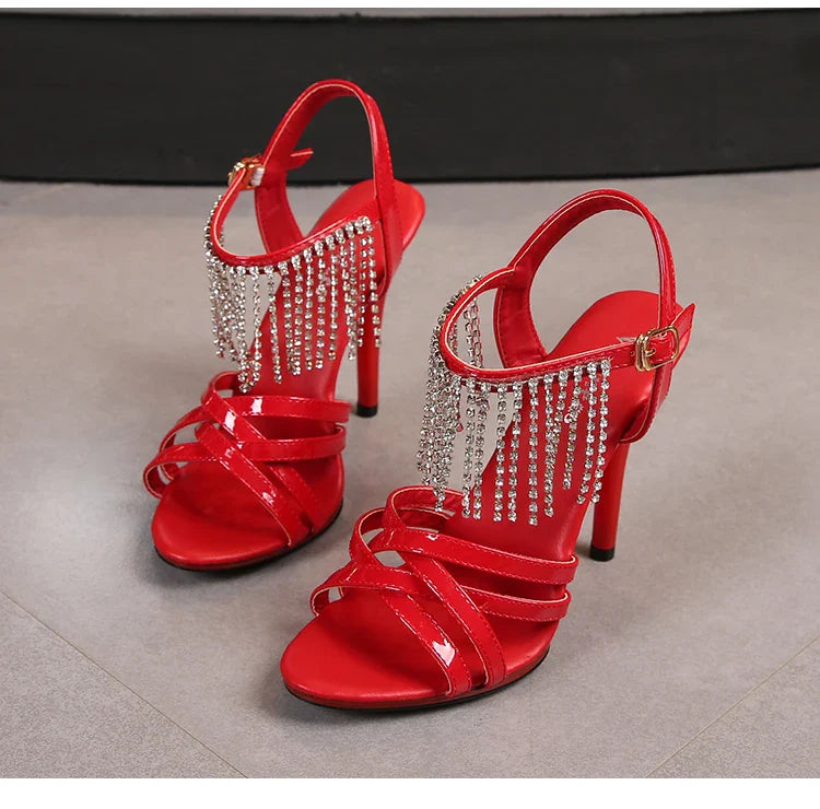 Passarela Modelo Salto Alto Stiletto Plataforma Sexy 11cm Sandálias Femininas Verão Vermelhas Sapatos de festa Sandálias Femininas de Tiras Cruzadas Tamanho 43