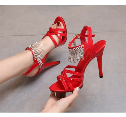 Passarela Modelo Salto Alto Stiletto Plataforma Sexy 11cm Sandálias Femininas Verão Vermelhas Sapatos de festa Sandálias Femininas de Tiras Cruzadas Tamanho 43