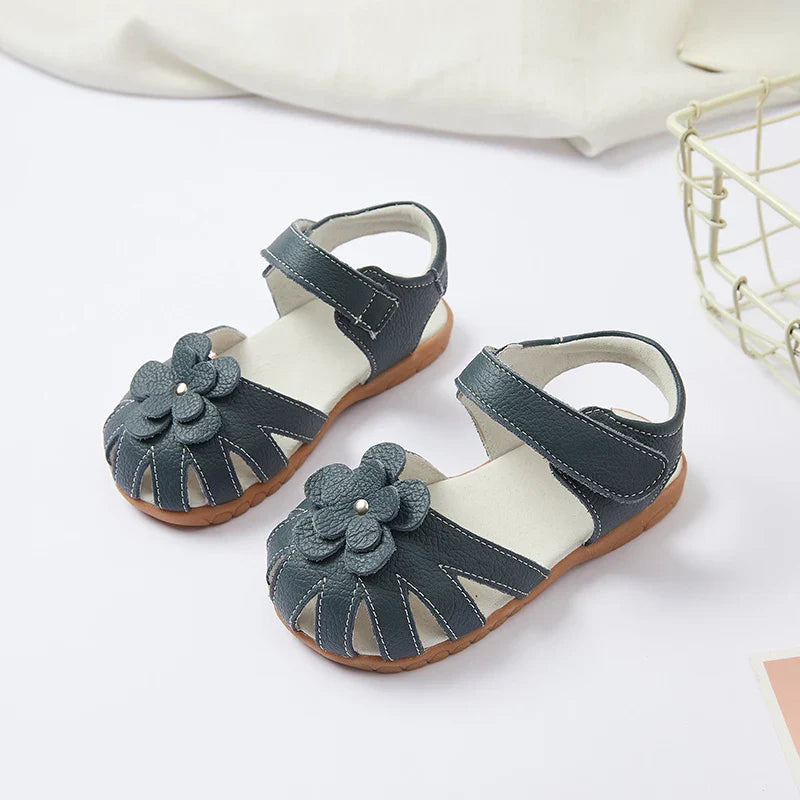 Hot selling little girl flower Sandals kids closed toe princess shoes for summer 3-7years older