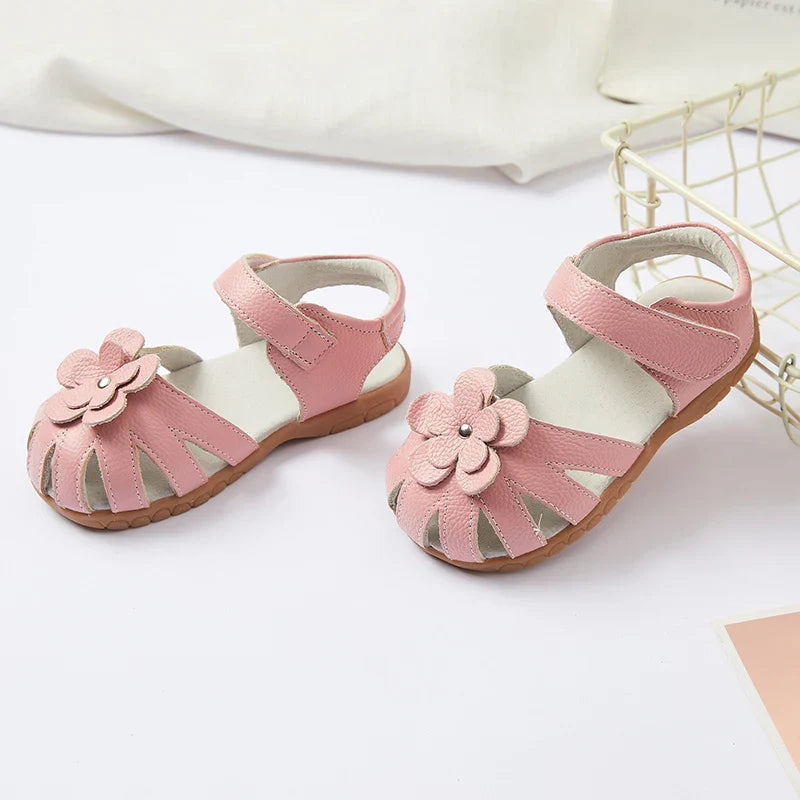 Hot selling little girl flower Sandals kids closed toe princess shoes for summer 3-7years older