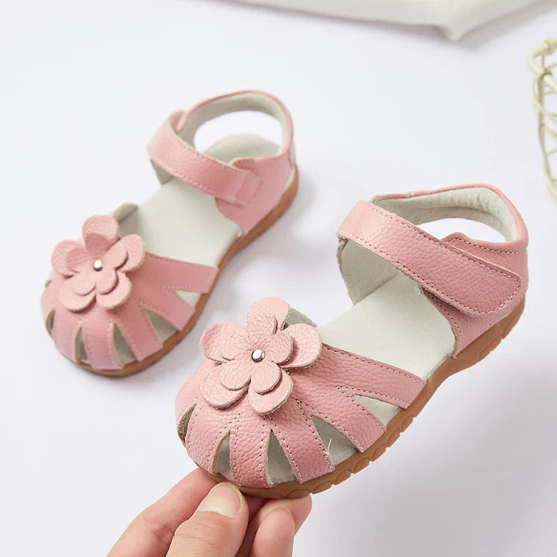 Hot selling little girl flower Sandals kids closed toe princess shoes for summer 3-7years older