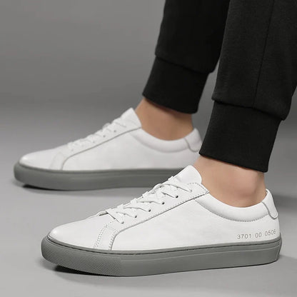 Spring Summer White Genuine Leather  Men's Shoes Men's Casual Shoes Fashion Sneakers  Wild Mens Flat Shoes Non-slip Board Shoe