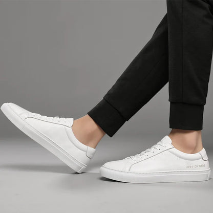 Spring Summer White Genuine Leather  Men's Shoes Men's Casual Shoes Fashion Sneakers  Wild Mens Flat Shoes Non-slip Board Shoe