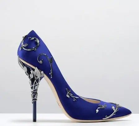 Scarpins Femininos Elegantes de Seda 10CM Salto Alto Flor de Metal Sapatos de Noiva Bico Fino Sapatos de Salto Alto Scarpins de Festa Femininos Pretos