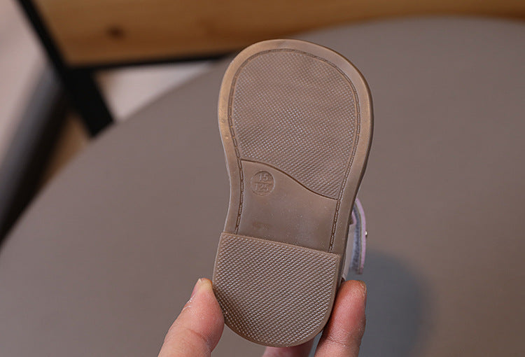 Platform Sandals Retro Children's Shoes Fashion Flroal Sandals for Baby Girl Beach Shoes Beautiful School Kids Shoe Girls H06019