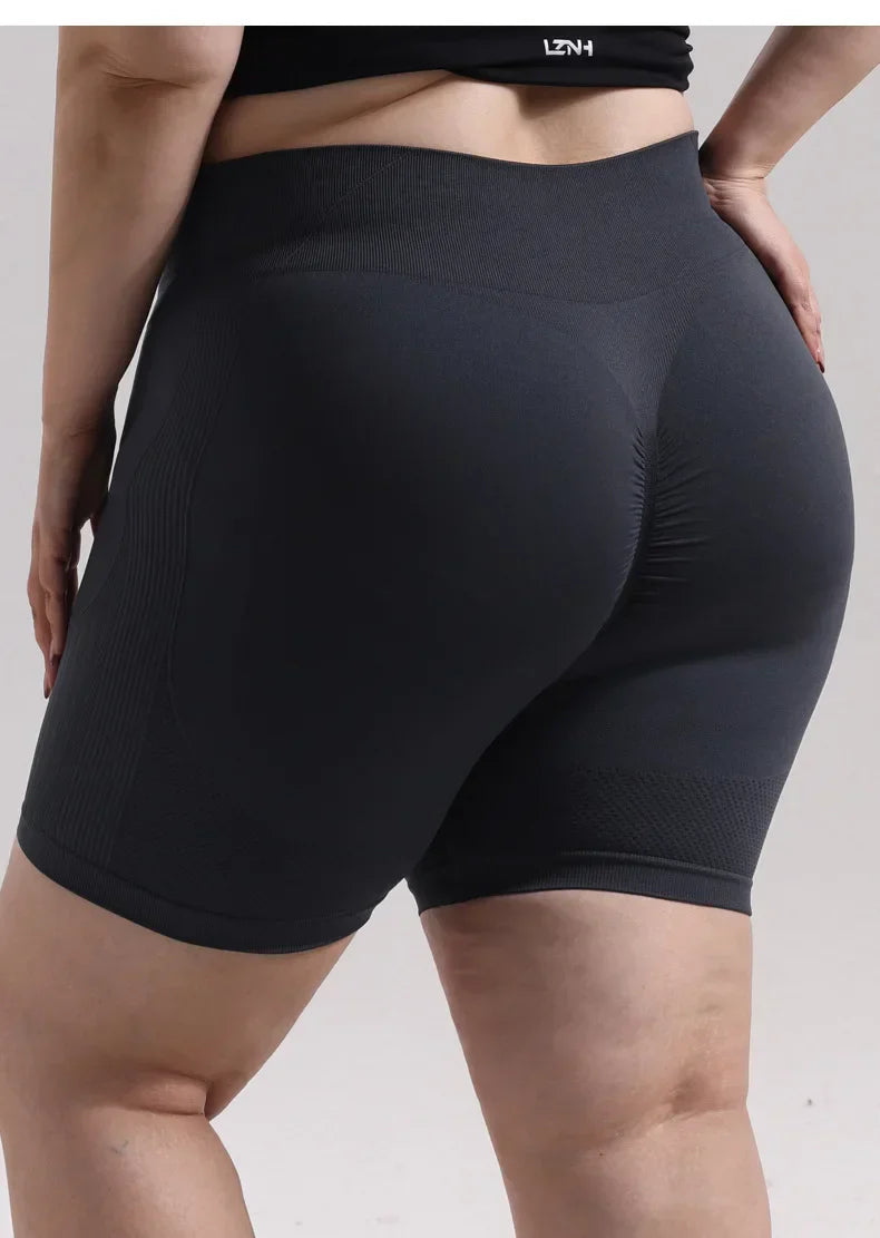 Plus Size Sports Shorts Women Seamless Skinny Shorts Outdoor Running Sexy Hip Liftting High Elastic Yoga Shorts Summer
