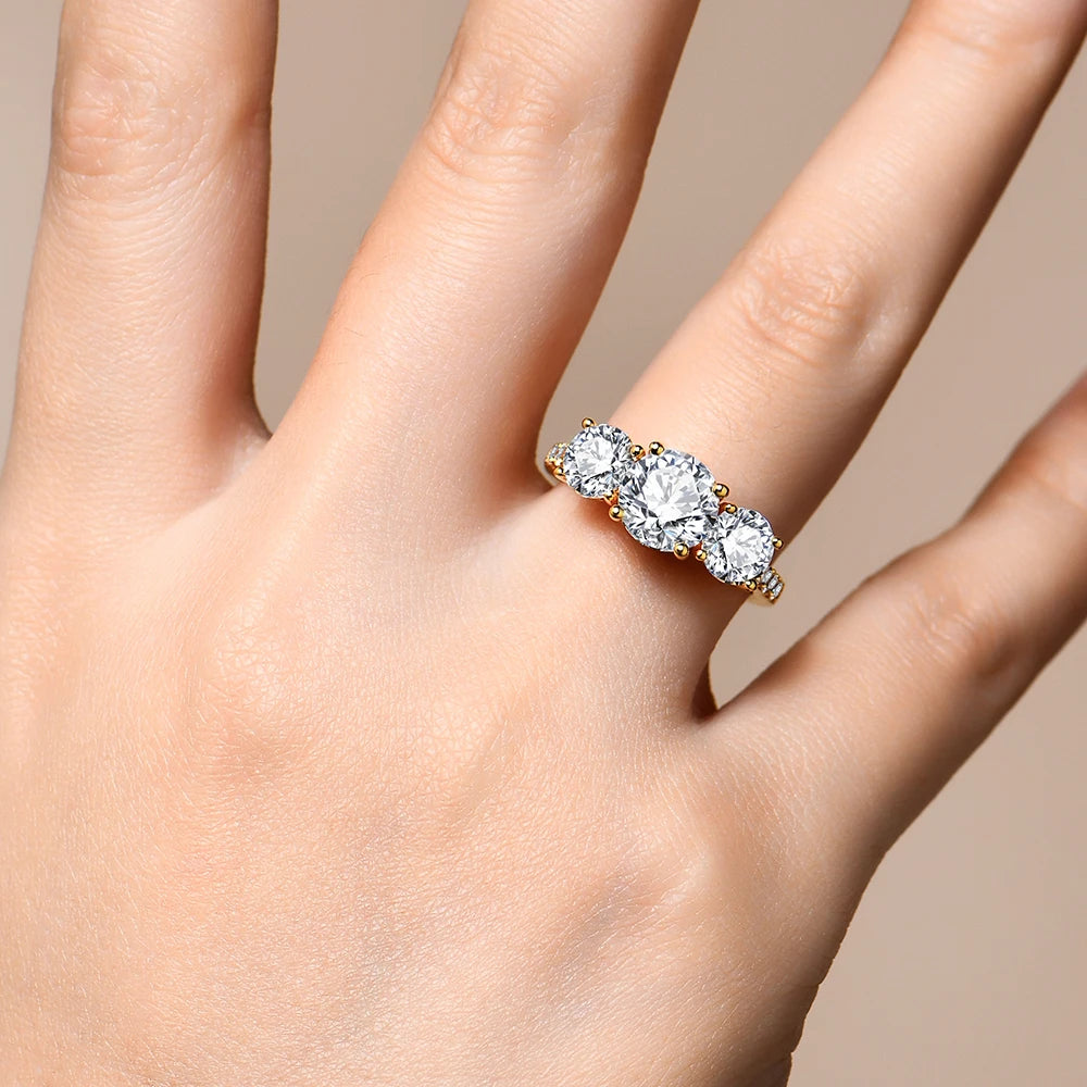 3 Stones Synthetic Moissanite Ring Elegant Design For Woman Man Wedding 925 Sterling Silver Rings Engagemen FineJewelry