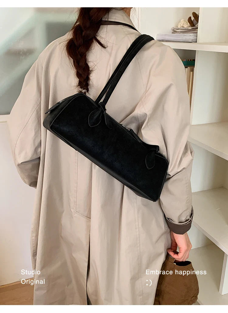 Vintage Suede Long Shoulder Bag 2026 New Women Shoulder Bag Luxury Ladies Handbag Female Commuter Shopping Underarm Bag