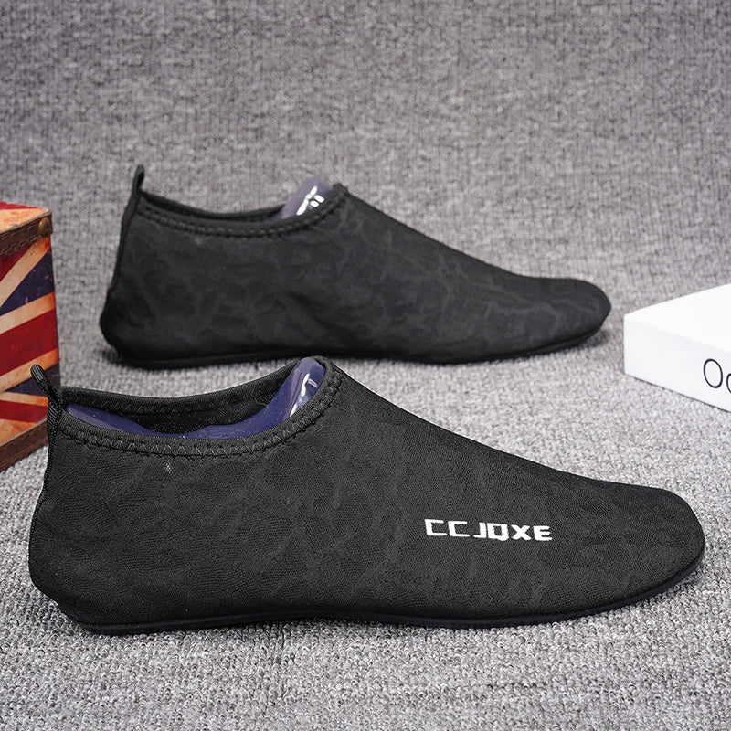 Men's Shoes Breathable Thin Bottom Light Driving Loafers Casual Socks Shoes Men Slippers Comfortable Walking Mens Shoes