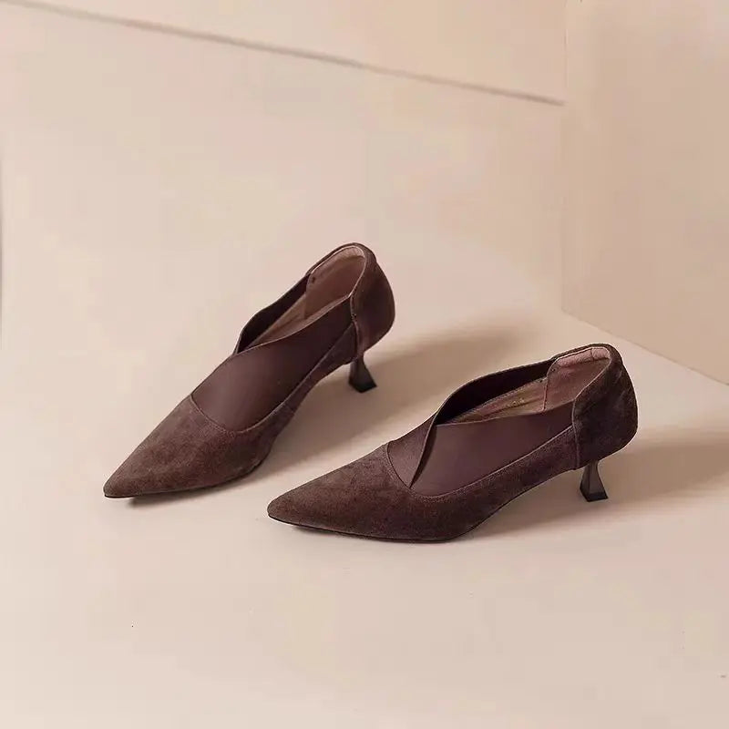 Vintage Pointy-toed Stiletto Boots Paired with Mid-heeled Boots and Stretchy, Deep Heels Are Perfect for Women