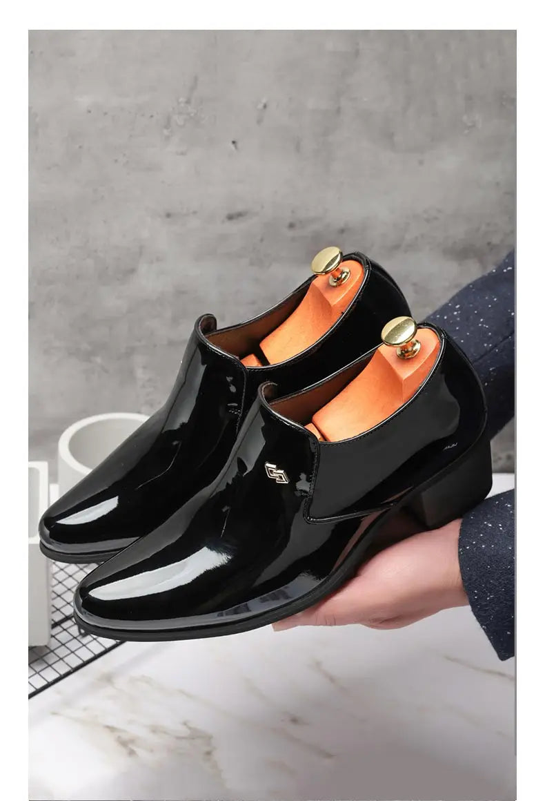 Premium leather men shoes slip on loafers European brand business casual wedding party plaid design height increasing