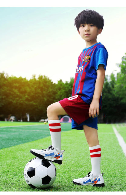 Children's Soccer Shoes Kids Sneakers Non-slip Boys Girls Football Boots Outdoor Ultralight Soccer Trainers Leather Futsal Shoes