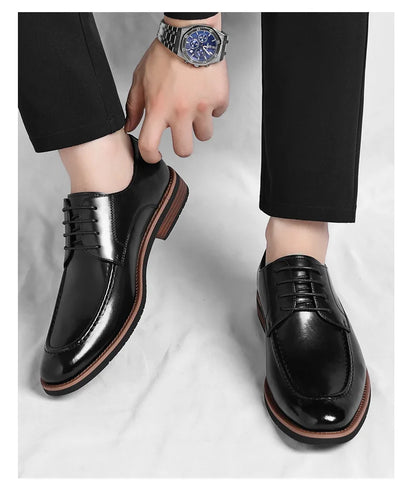 Fashion Designer's New Gentleman's Brown and Black Lace-up Men's Formal Leather Shoes