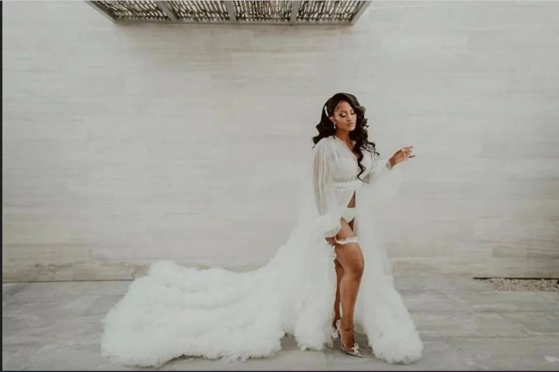 Elegant Wedding Robe Maxi Bathrobe Lingerie Women Gowns Customized Pajamas Photo Shoot Birthday Bride Wed Fluffy Party Sleepwear
