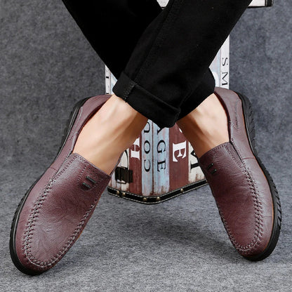Men's Comfortable Soft-Soled Slip-On Loafers Versatile Casual Business Formal Leather Shoes